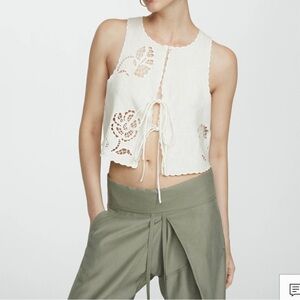 NWT Mango Openwork Linen Detail Top Size M